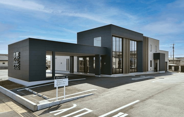 美容医療もできる内科クリニックのきれい習慣｜安心の美容ケア施術